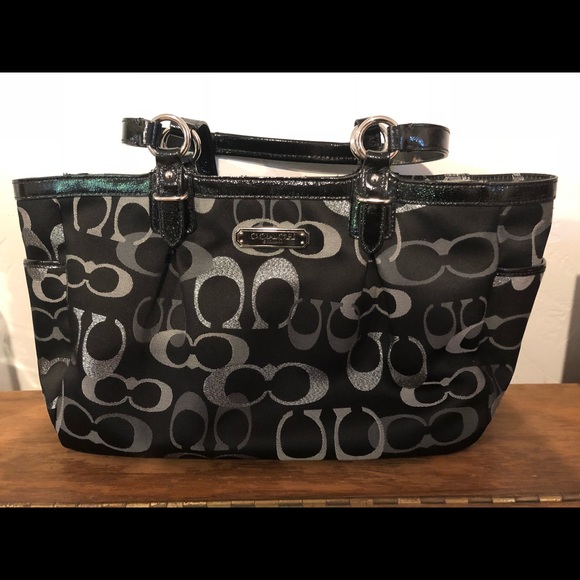 3 purses - Picture 5 of 7